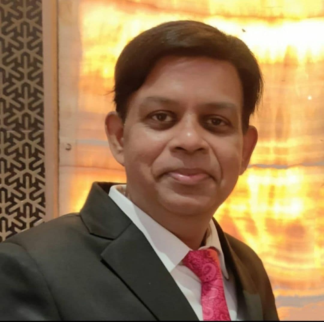 Dr Salil Jomraj 